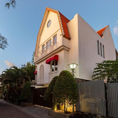 The Lavana Batavia Residence Umalas Семиняк Екстериор снимка