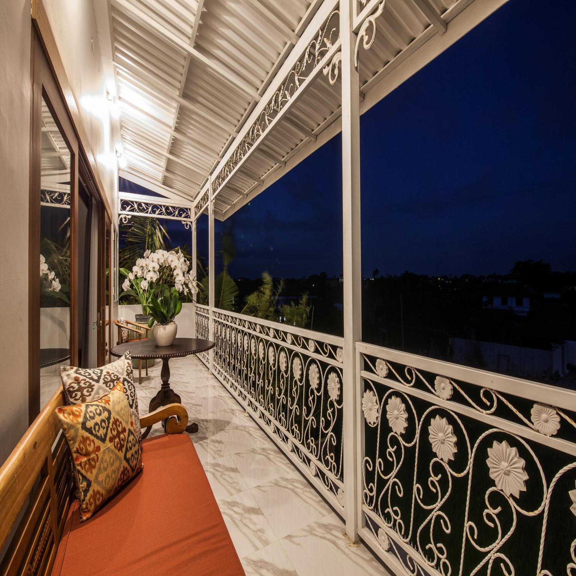 The Lavana Batavia Residence Umalas Семиняк Екстериор снимка