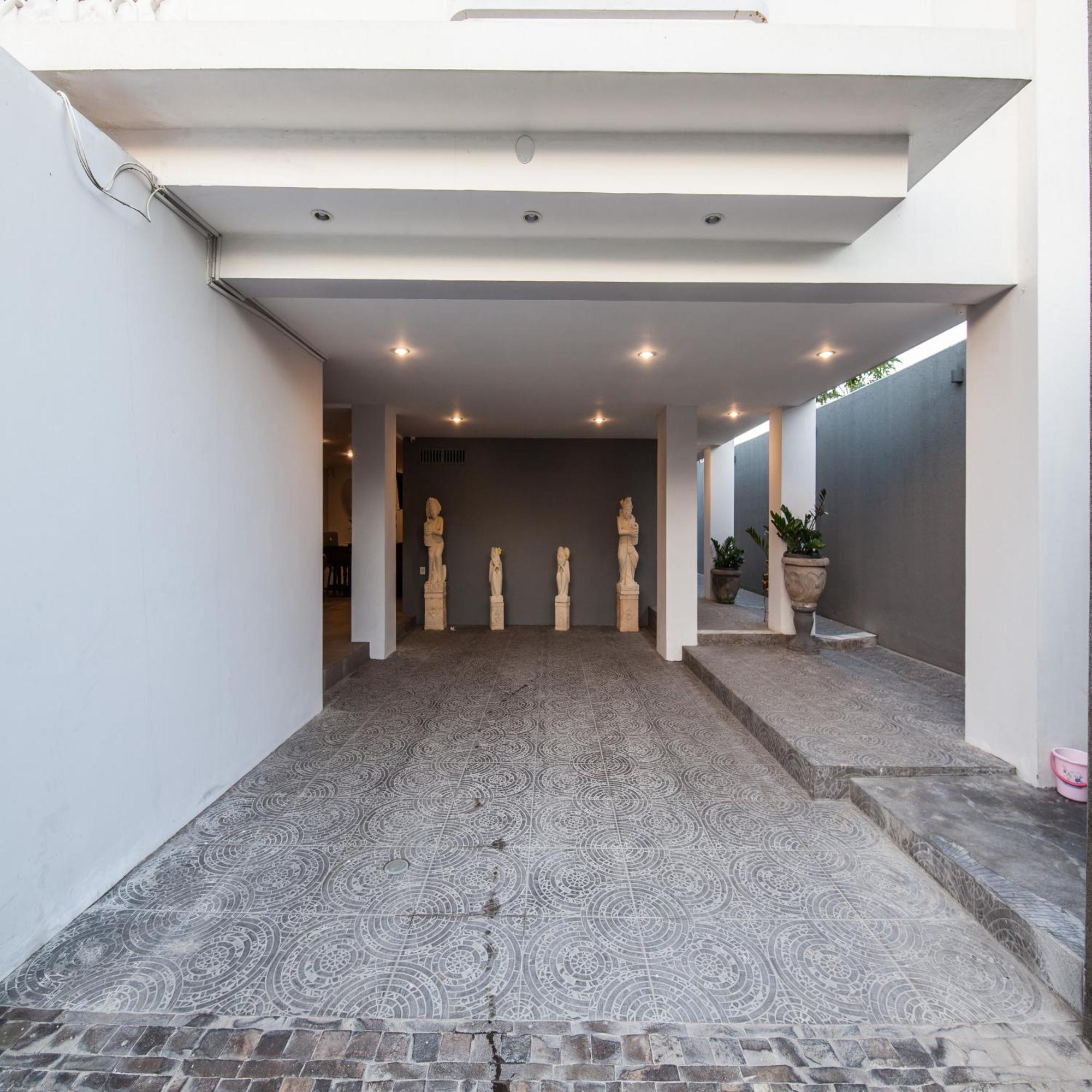 The Lavana Batavia Residence Umalas Семиняк Екстериор снимка