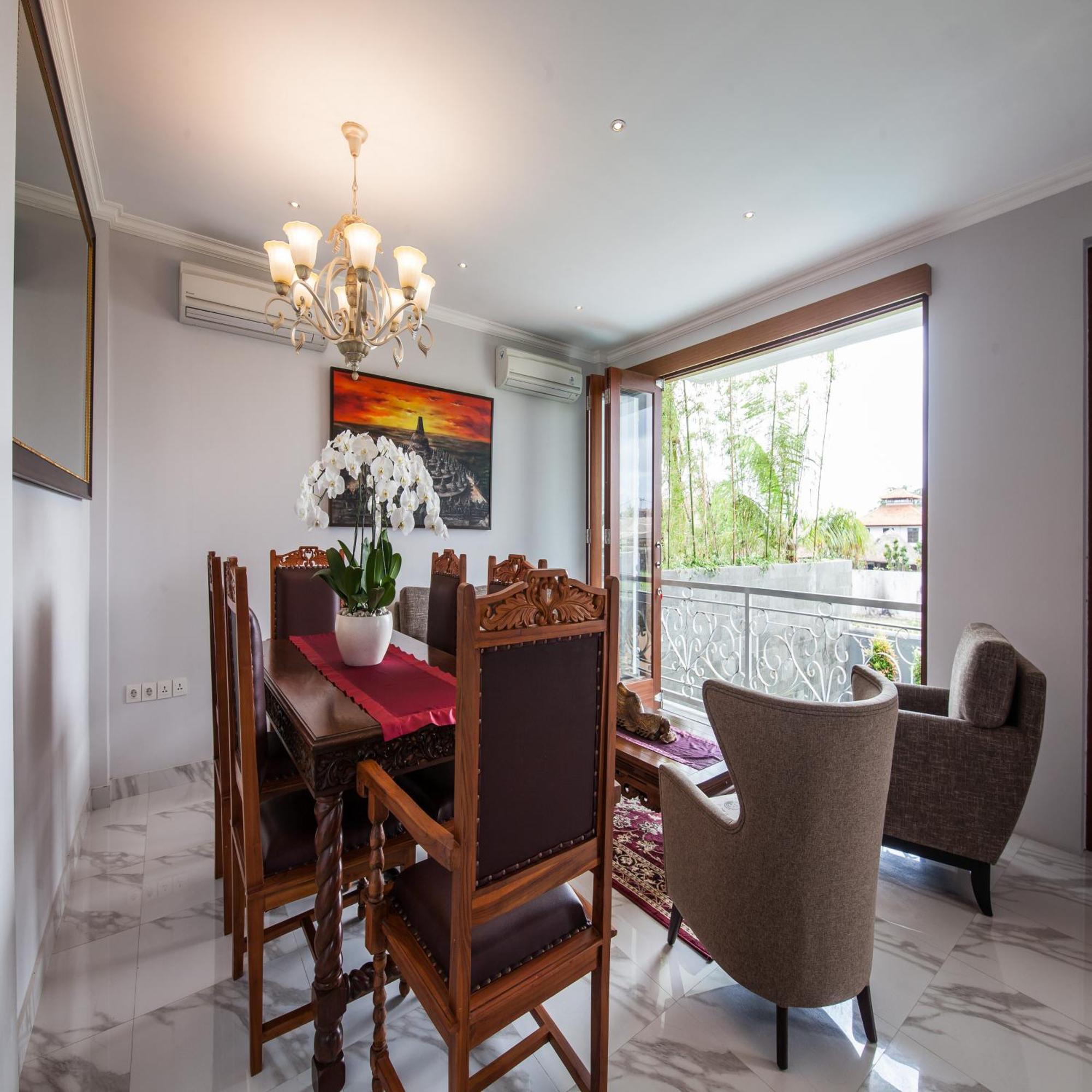 The Lavana Batavia Residence Umalas Семиняк Екстериор снимка