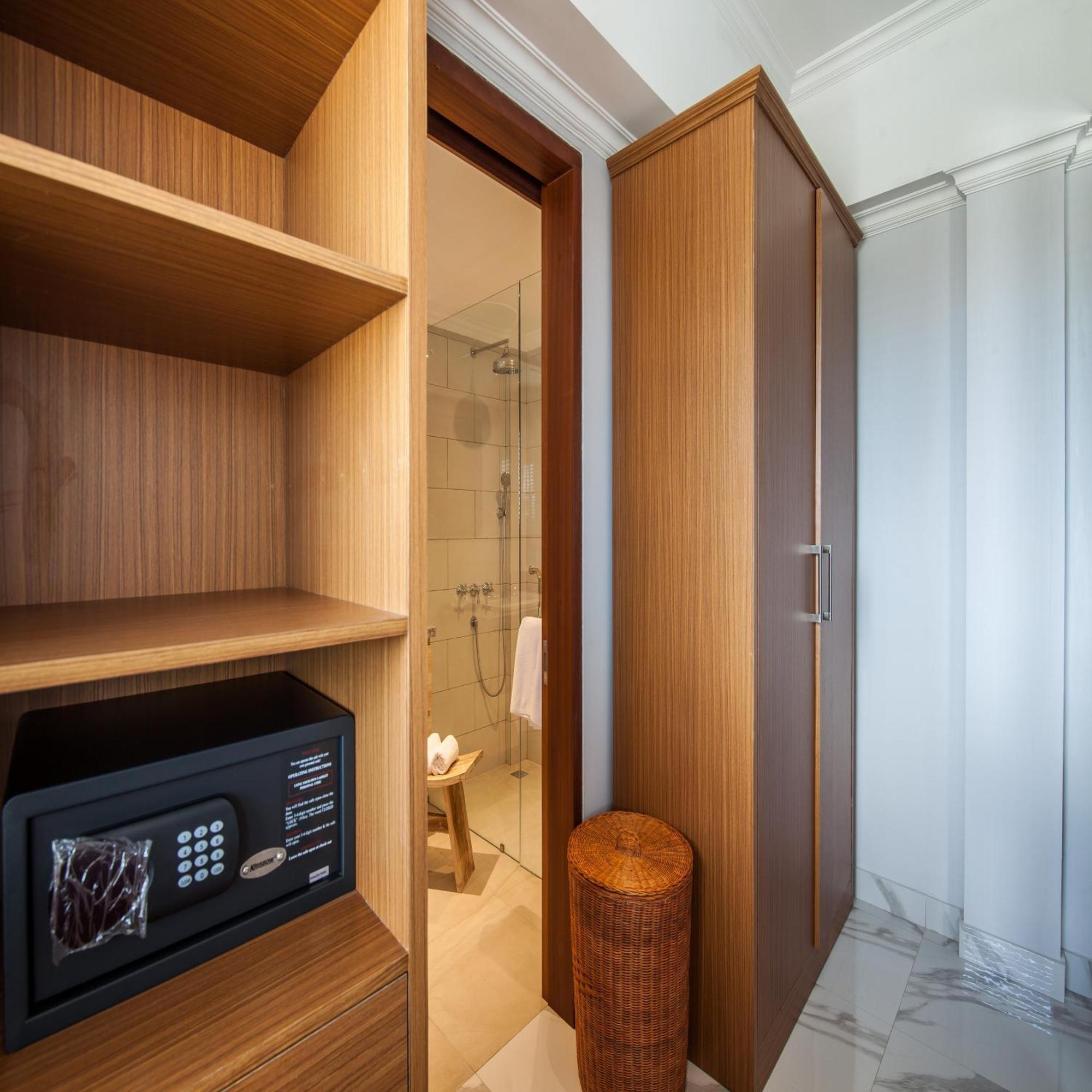 The Lavana Batavia Residence Umalas Семиняк Екстериор снимка